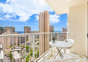 400 Hobron Lane,Honolulu,Hawaii,96815,1 Bedroom Bedrooms,1 BathroomBathrooms,Condo/Townhouse,Hobron,28,18248714