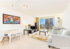 400 Hobron Lane,Honolulu,Hawaii,96815,1 Bedroom Bedrooms,1 BathroomBathrooms,Condo/Townhouse,Hobron,28,18248714