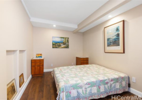 347 Kawaihae Street,Honolulu,Hawaii,96825,3 Bedrooms Bedrooms,3 BathroomsBathrooms,Single family,Kawaihae,18249596