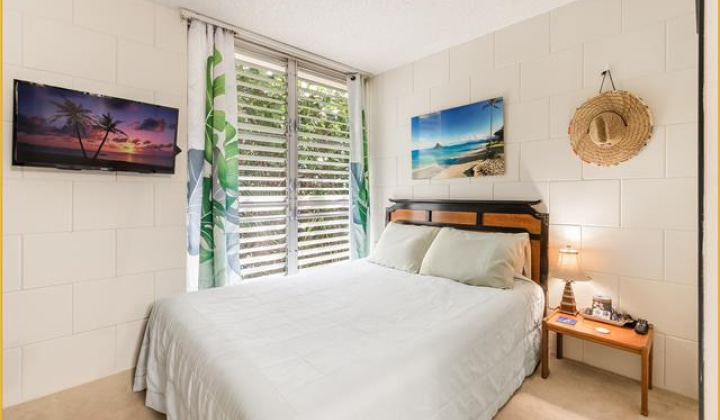 2847 Waialae Avenue,Honolulu,Hawaii,96826,1 Bedroom Bedrooms,1 BathroomBathrooms,Condo/Townhouse,Waialae,4,18249879