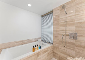 383 Kalaimoku Street,Honolulu,Hawaii,96815,2 Bedrooms Bedrooms,2 BathroomsBathrooms,Condo/Townhouse,Kalaimoku,19,18753700