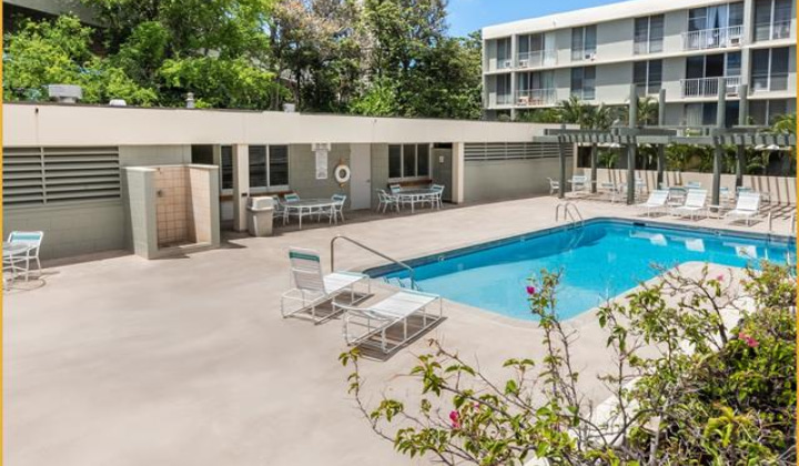 2847 Waialae Avenue,Honolulu,Hawaii,96826,1 Bedroom Bedrooms,1 BathroomBathrooms,Condo/Townhouse,Waialae,4,18249879