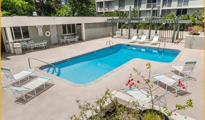 2847 Waialae Avenue,Honolulu,Hawaii,96826,1 Bedroom Bedrooms,1 BathroomBathrooms,Condo/Townhouse,Waialae,4,18249879
