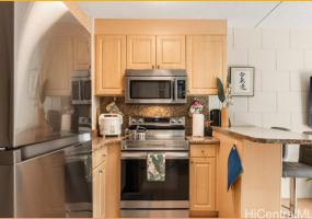 2847 Waialae Avenue,Honolulu,Hawaii,96826,1 Bedroom Bedrooms,1 BathroomBathrooms,Condo/Townhouse,Waialae,4,18249879