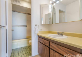 1201 Wilder Avenue,Honolulu,Hawaii,96822,2 ベッドルーム ベッドルーム,1 バスルームバスルーム,コンド / タウンハウス,Wilder,29,18250266