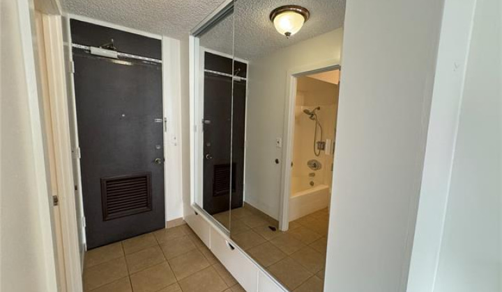 747 Amana Street,Honolulu,Hawaii,96850,1 BathroomBathrooms,Condo/Townhouse,Amana,9,18250822