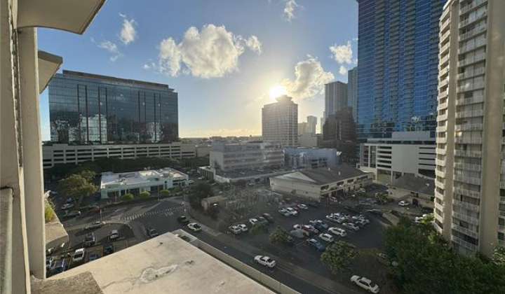 747 Amana Street,Honolulu,Hawaii,96850,1 BathroomBathrooms,Condo/Townhouse,Amana,9,18250822