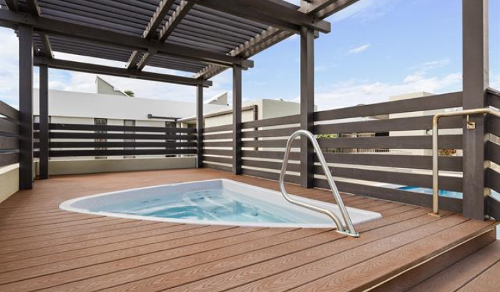 1020 Aoloa Place,Kailua,Hawaii,96734,3 Bedrooms Bedrooms,2 BathroomsBathrooms,Condo/Townhouse,Aoloa,2,18251015