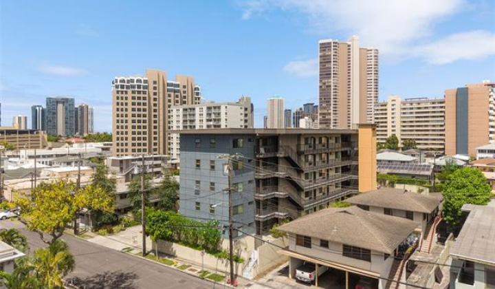 1310 Pensacola Street,Honolulu,Hawaii,96814,2 Bedrooms Bedrooms,2 BathroomsBathrooms,Condo/Townhouse,Pensacola,3,19414798