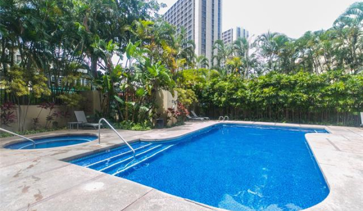 60 Beretania Street,Honolulu,Hawaii,96817,1 Bedroom Bedrooms,1 BathroomBathrooms,Condo/Townhouse,Beretania,3,18251624