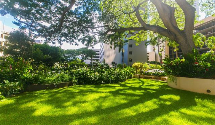 60 Beretania Street,Honolulu,Hawaii,96817,1 Bedroom Bedrooms,1 BathroomBathrooms,Condo/Townhouse,Beretania,3,18251624