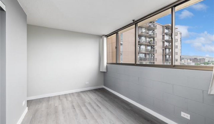 1040 Kinau Street,Honolulu,Hawaii,96814,1 Bedroom Bedrooms,1 BathroomBathrooms,Condo/Townhouse,Kinau,8,18251830