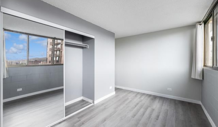 1040 Kinau Street,Honolulu,Hawaii,96814,1 Bedroom Bedrooms,1 BathroomBathrooms,Condo/Townhouse,Kinau,8,18251830