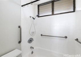 1040 Kinau Street,Honolulu,Hawaii,96814,1 Bedroom Bedrooms,1 BathroomBathrooms,Condo/Townhouse,Kinau,8,18251830