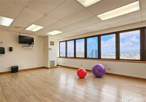 400 Hobron Lane,Honolulu,Hawaii,96815,1 Bedroom Bedrooms,1 BathroomBathrooms,Condo/Townhouse,Hobron,28,18251976