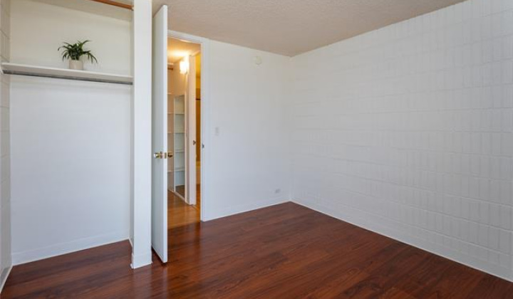 1524 Pensacola Street,Honolulu,Hawaii,96822,2 ベッドルーム ベッドルーム,1 バスルームバスルーム,コンド / タウンハウス,Pensacola,2,18706013