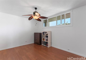 1260 Richard Lane,Honolulu,Hawaii,96819,2 Bedrooms Bedrooms,1 BathroomBathrooms,Condo/Townhouse,Richard,3,17838957