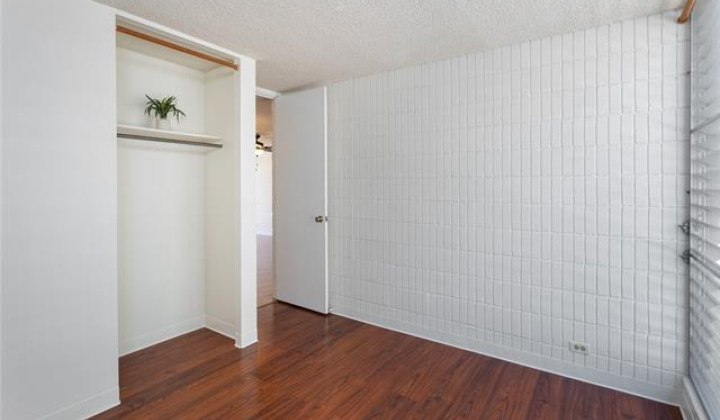 1524 Pensacola Street,Honolulu,Hawaii,96822,2 ベッドルーム ベッドルーム,1 バスルームバスルーム,コンド / タウンハウス,Pensacola,2,18706013