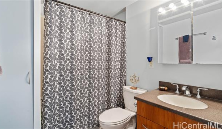 21 Craigside Place,Honolulu,Hawaii,96817,1 BathroomBathrooms,Condo/Townhouse,Craigside,4,18252171