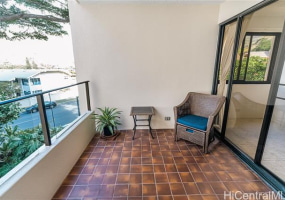 555 Hahaione Street,Honolulu,Hawaii,96825,2 Bedrooms Bedrooms,2 BathroomsBathrooms,Condo/Townhouse,Hahaione,2,18252369