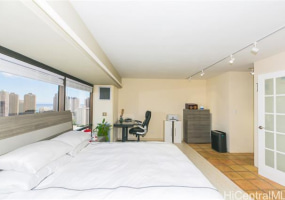 1750 Kalakaua Avenue,Honolulu,Hawaii,96826,2 Bedrooms Bedrooms,2 BathroomsBathrooms,Condo/Townhouse,Kalakaua,29,18252728