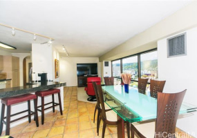 1750 Kalakaua Avenue,Honolulu,Hawaii,96826,2 Bedrooms Bedrooms,2 BathroomsBathrooms,Condo/Townhouse,Kalakaua,29,18252728