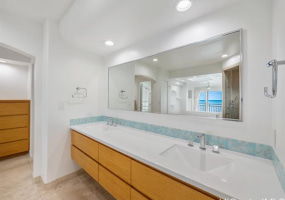 1777 Ala Moana Boulevard,Honolulu,Hawaii,96815,2 Bedrooms Bedrooms,2 BathroomsBathrooms,Condo/Townhouse,Ala Moana,18,17820992