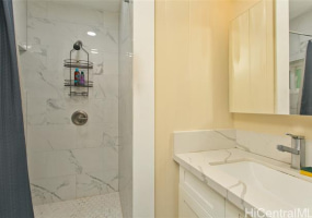 424 Walina Street,Honolulu,Hawaii,96815,1 BathroomBathrooms,Condo/Townhouse,Walina,3,17839675