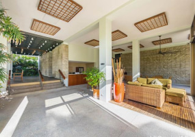 501 Hahaione Street,Honolulu,Hawaii,96825,1 ベッドルーム ベッドルーム,1 バスルームバスルーム,コンド / タウンハウス,Hahaione,4,18254196