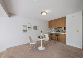 501 Hahaione Street,Honolulu,Hawaii,96825,1 ベッドルーム ベッドルーム,1 バスルームバスルーム,コンド / タウンハウス,Hahaione,4,18254196