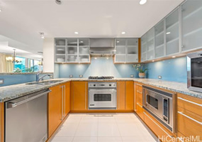 1177 Queen Street,Honolulu,Hawaii,96814,3 Bedrooms Bedrooms,2 BathroomsBathrooms,Condo/Townhouse,Queen,45,18254201