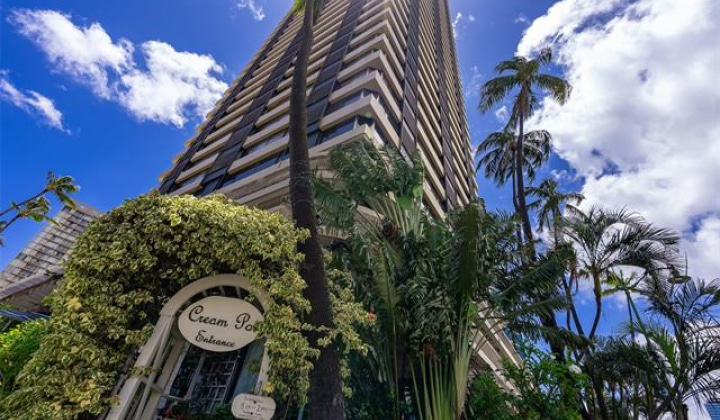 444 Niu Street,Honolulu,Hawaii,96815,1 ベッドルーム ベッドルーム,2 バスルームバスルーム,コンド / タウンハウス,Niu,29,19417330