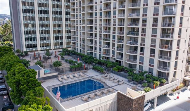 1717 Ala Wai Boulevard,Honolulu,Hawaii,96815,3 ベッドルーム ベッドルーム,2 バスルームバスルーム,コンド / タウンハウス,Ala Wai,20,19417494