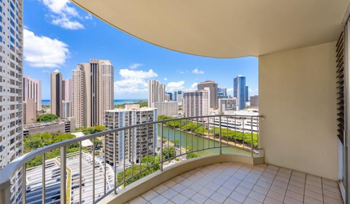 1717 Ala Wai Boulevard,Honolulu,Hawaii,96815,3 ベッドルーム ベッドルーム,2 バスルームバスルーム,コンド / タウンハウス,Ala Wai,20,19417494