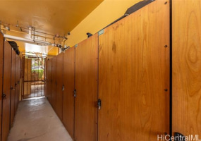 3020 Ala Napuaa Place,Honolulu,Hawaii,96818,2 Bedrooms Bedrooms,2 BathroomsBathrooms,Condo/Townhouse,Ala Napuaa,2,18255033