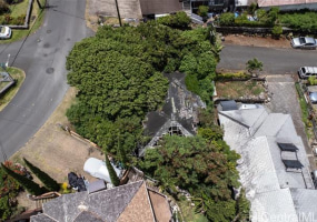 2702 Nihi Street,Honolulu,Hawaii,96819,2 Bedrooms Bedrooms,1 BathroomBathrooms,Single family,Nihi,18255992