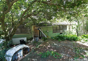 2702 Nihi Street,Honolulu,Hawaii,96819,2 Bedrooms Bedrooms,1 BathroomBathrooms,Single family,Nihi,18255992