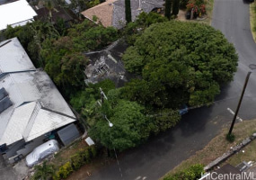 2702 Nihi Street,Honolulu,Hawaii,96819,2 Bedrooms Bedrooms,1 BathroomBathrooms,Single family,Nihi,18255992