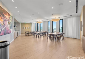 987 Queen Street,Honolulu,Hawaii,96814,2 ベッドルーム ベッドルーム,2 バスルームバスルーム,コンド / タウンハウス,Queen,31,19419021