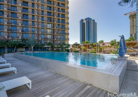987 Queen Street,Honolulu,Hawaii,96814,2 ベッドルーム ベッドルーム,2 バスルームバスルーム,コンド / タウンハウス,Queen,31,19419021