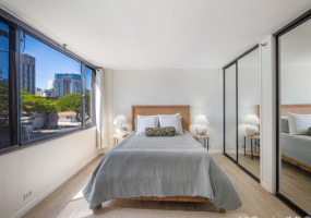 2232 Kapiolani Boulevard,Honolulu,Hawaii,96826,2 Bedrooms Bedrooms,2 BathroomsBathrooms,Condo/Townhouse,Kapiolani,3,18256716