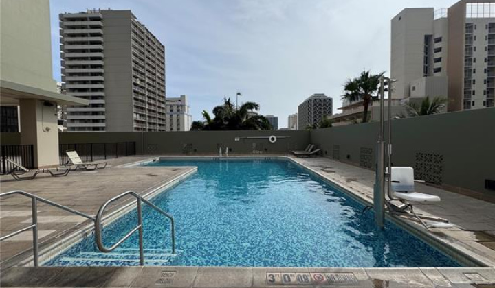 2240 Kuhio Avenue,Honolulu,Hawaii,96815,2 ベッドルーム ベッドルーム,2 バスルームバスルーム,コンド / タウンハウス,Kuhio,34,18711316