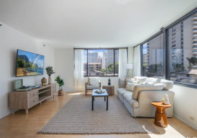 2232 Kapiolani Boulevard,Honolulu,Hawaii,96826,2 Bedrooms Bedrooms,2 BathroomsBathrooms,Condo/Townhouse,Kapiolani,3,18256716
