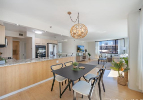 2232 Kapiolani Boulevard,Honolulu,Hawaii,96826,2 Bedrooms Bedrooms,2 BathroomsBathrooms,Condo/Townhouse,Kapiolani,3,18256716