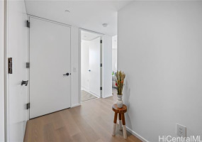 1000 Auahi Street,Honolulu,Hawaii,96814,1 Bedroom Bedrooms,1 BathroomBathrooms,Condo/Townhouse,Auahi,7,18256865