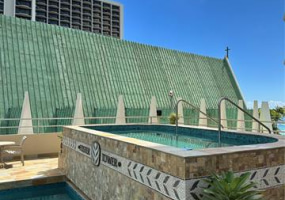 2500 Kalakaua Avenue,Honolulu,Hawaii,96815,1 BathroomBathrooms,Condo/Townhouse,Kalakaua,15,18256866