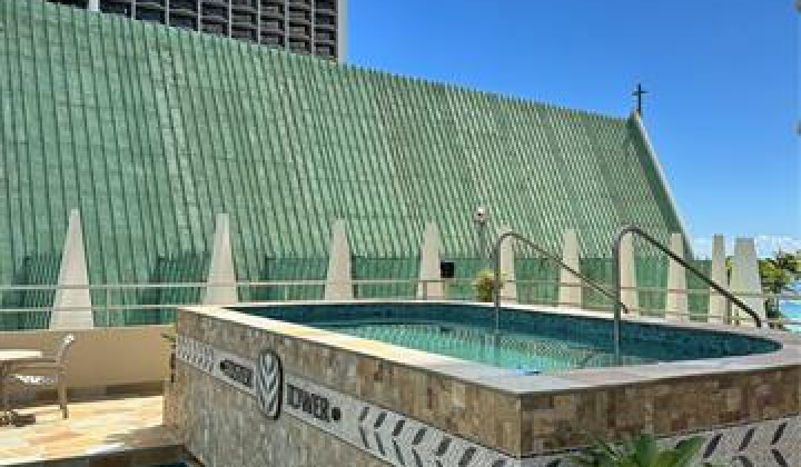 2500 Kalakaua Avenue,Honolulu,Hawaii,96815,1 BathroomBathrooms,Condo/Townhouse,Kalakaua,15,18256866