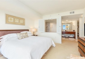 223 Saratoga Road,Honolulu,Hawaii,96815,1 Bedroom Bedrooms,2 BathroomsBathrooms,Condo/Townhouse,Saratoga,17,17841522