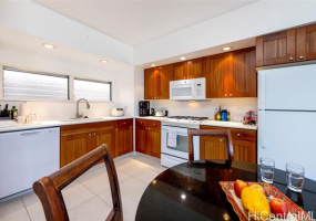 2161 Kalia Road,Honolulu,Hawaii,96815,1 Bedroom Bedrooms,1 BathroomBathrooms,Condo/Townhouse,Kalia,9,18257125