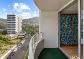 2015 Ala Wai Boulevard,Honolulu,Hawaii,96815,2 Bedrooms Bedrooms,1 BathroomBathrooms,Condo/Townhouse,Ala Wai,2,16622138